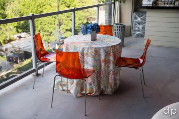 Ann's Paisley Tablecloth - Image 2