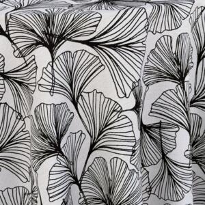 Natura Tablecloth: Black