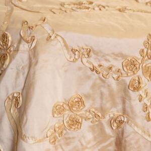 Regal Rose Tablecloth: Champagne