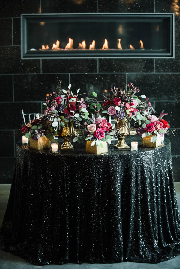 Sequin Glitz Tablecloth: Black - Image 3