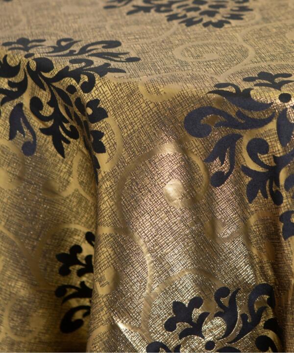 Empress Damask Tablecloth: Gold/ Black