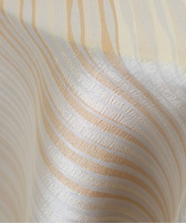 Glacial Striae: Ivory/ Champagne
