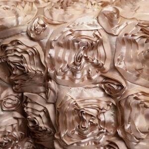 Heirloom Rose Tablecloth: Champagne