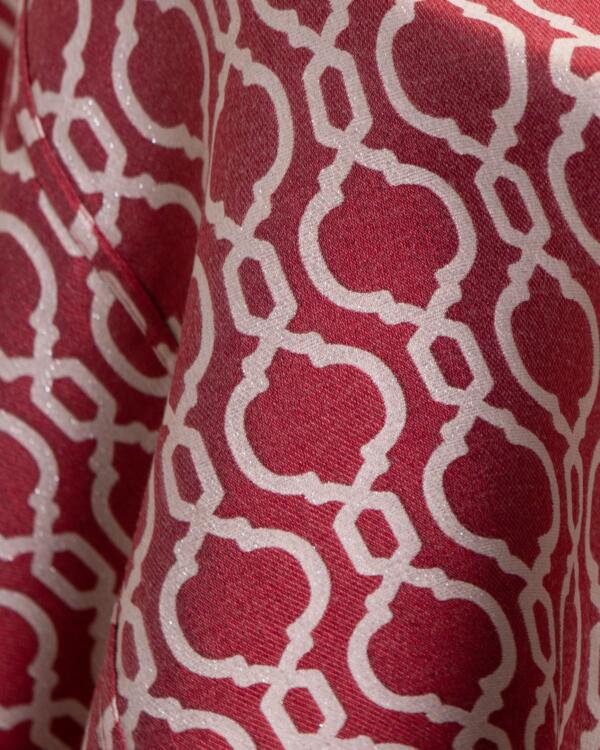 Vista Tablecloth: Cranberry (Reverse Side)