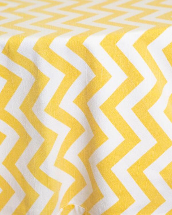 Chevron Tablecloth: Yellow/ White