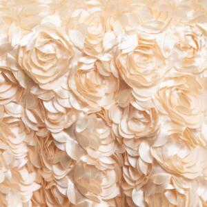 Heirloom Rose Tablecloth: Ivory Baby Roses