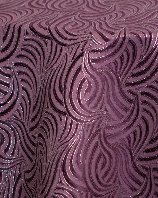 Splendor Tablecloth: Plum/ Victorian Lilac