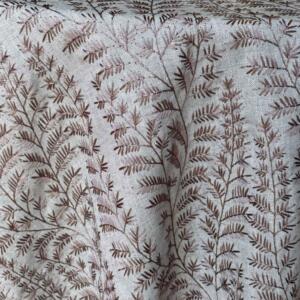 Embroidered Elda Tablecloth: Chinchilla