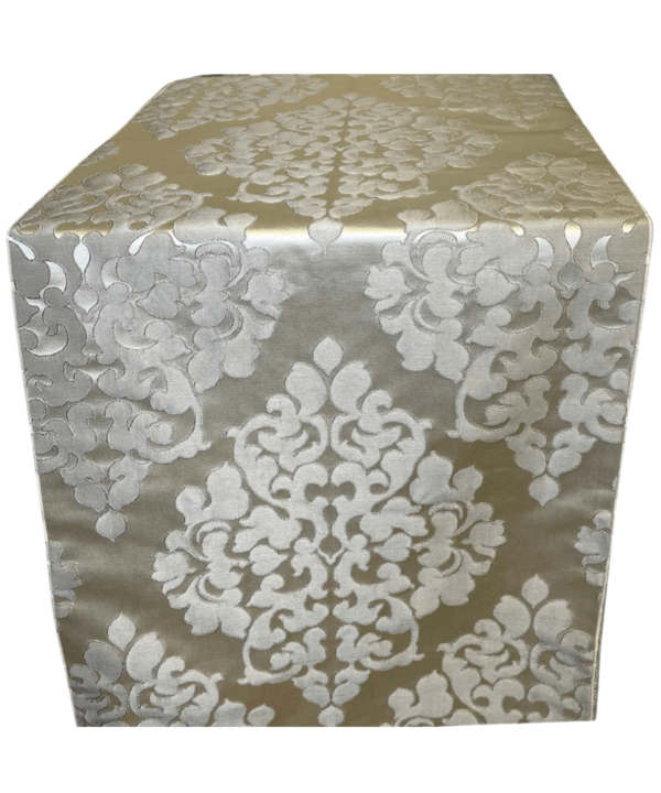 Silver Reba Runner